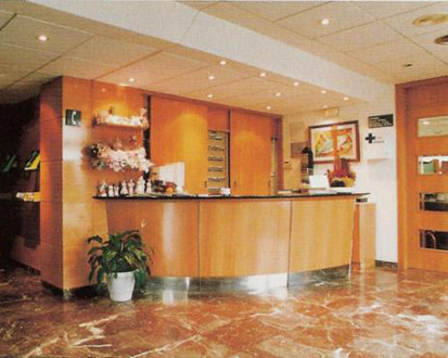 Interior del restaurante 'La Garlanda' de Gav� Mar (A�os 90) (fotograf�a: Florencio Gonz�lez)